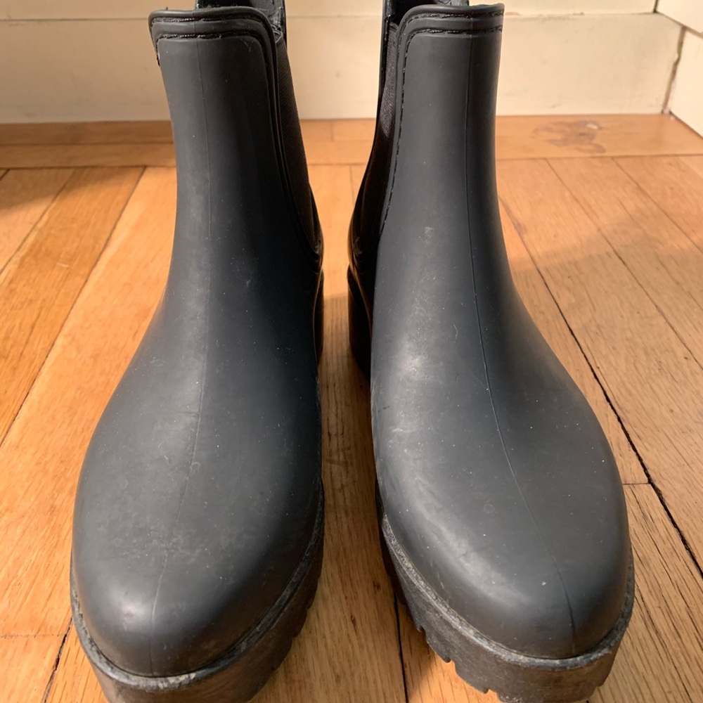 Waterproof Chelsea Rain-boots ☔️